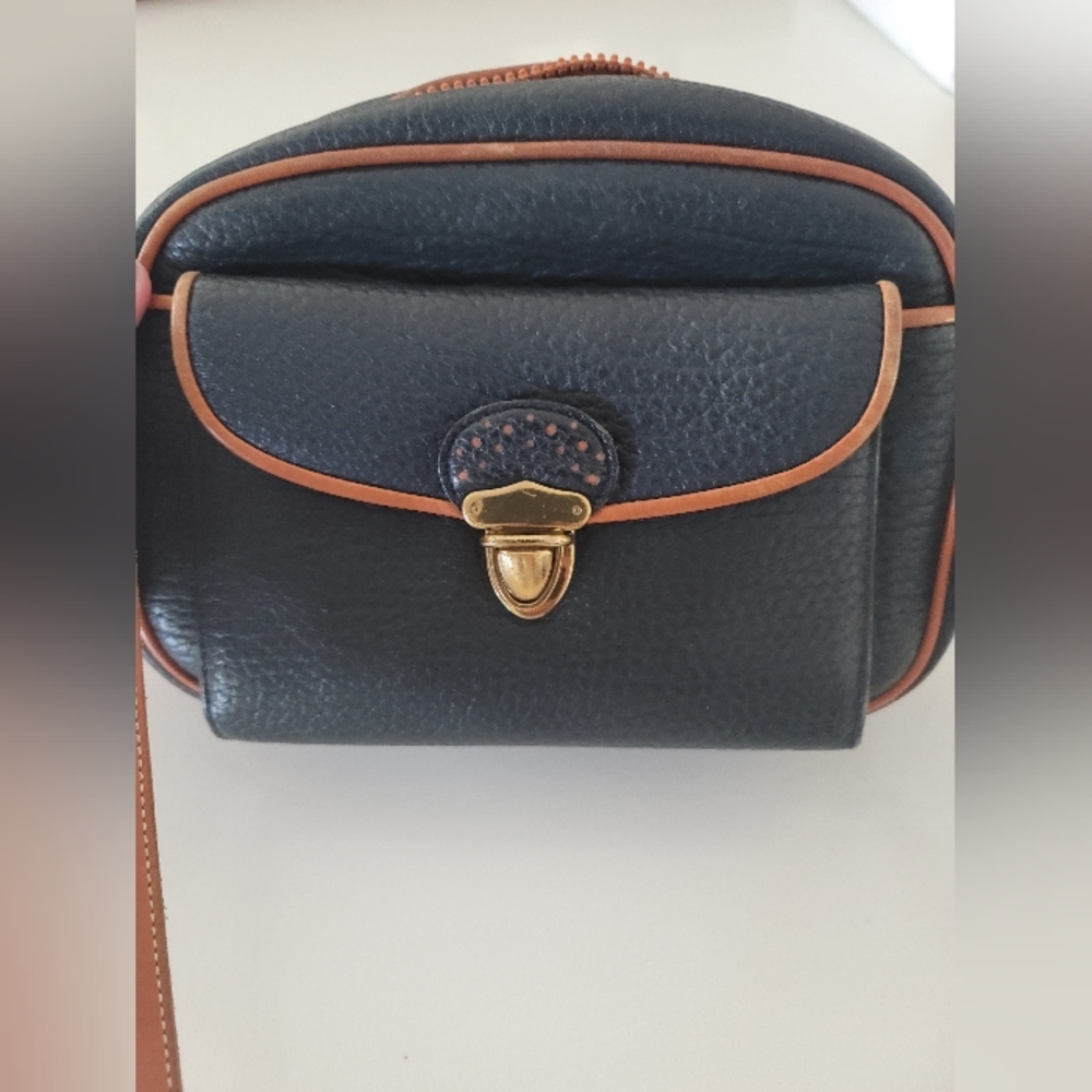 Dooney & Bourke Vintage Crossbody Bag - Picture 7 of 15